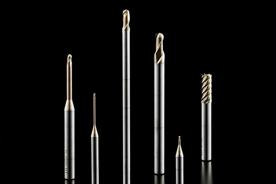 微細径エンドミル