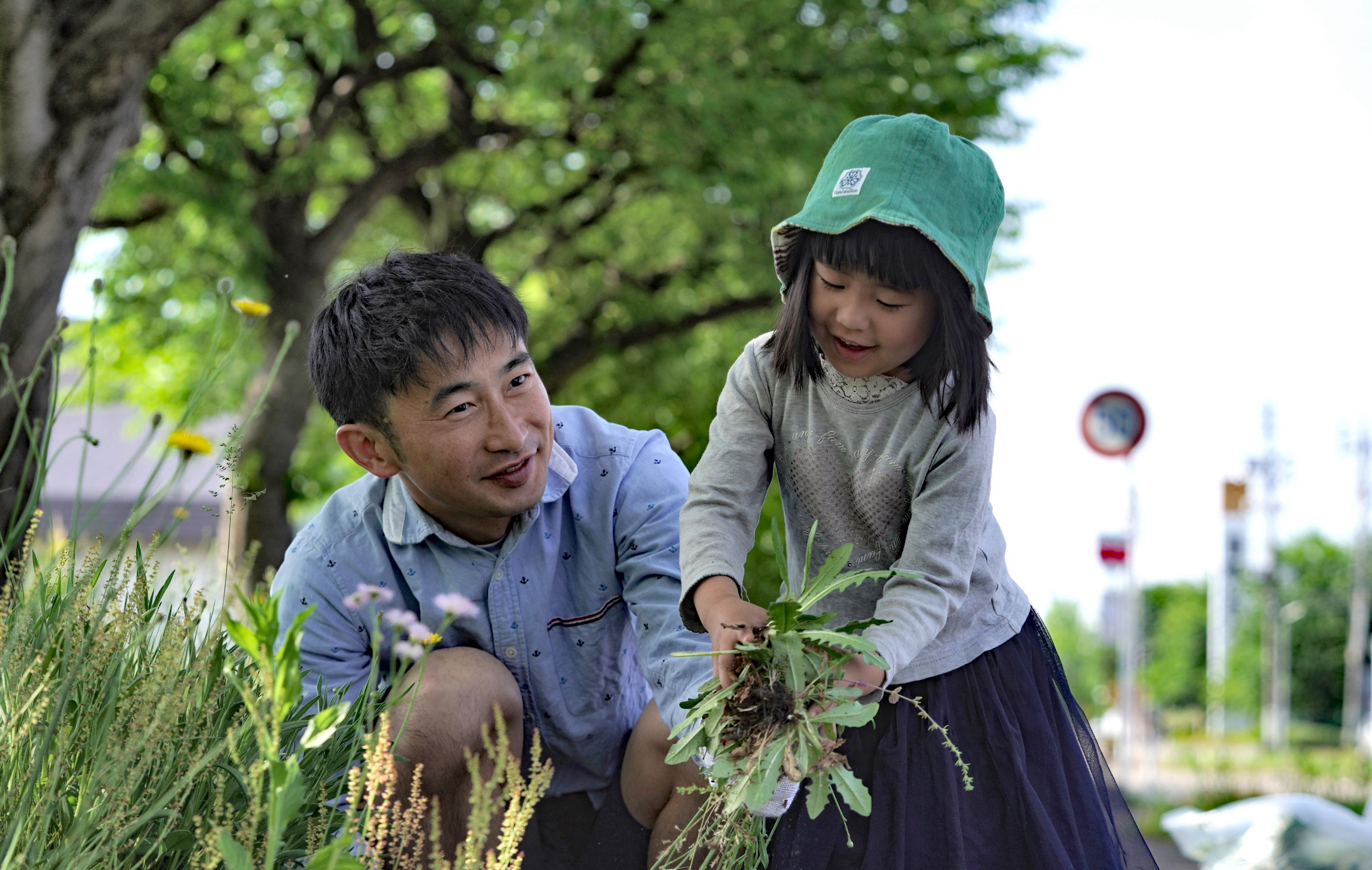 社員の子供たちも積極的にお手伝いしてくれます。
